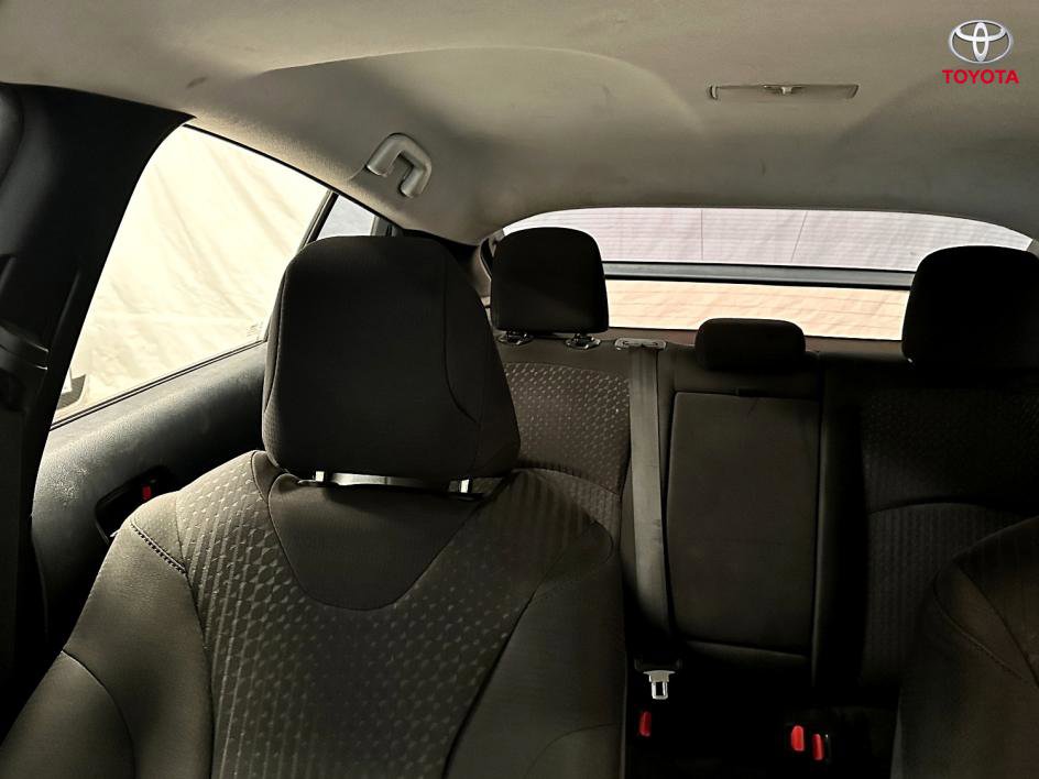 Vehicle image 17 of 22
