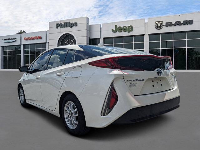 Vehicle image 7 of 31