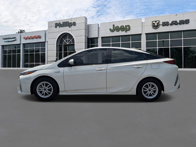 Vehicle image 8 of 31