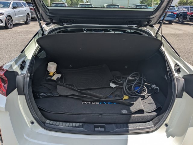 Vehicle image 11 of 31