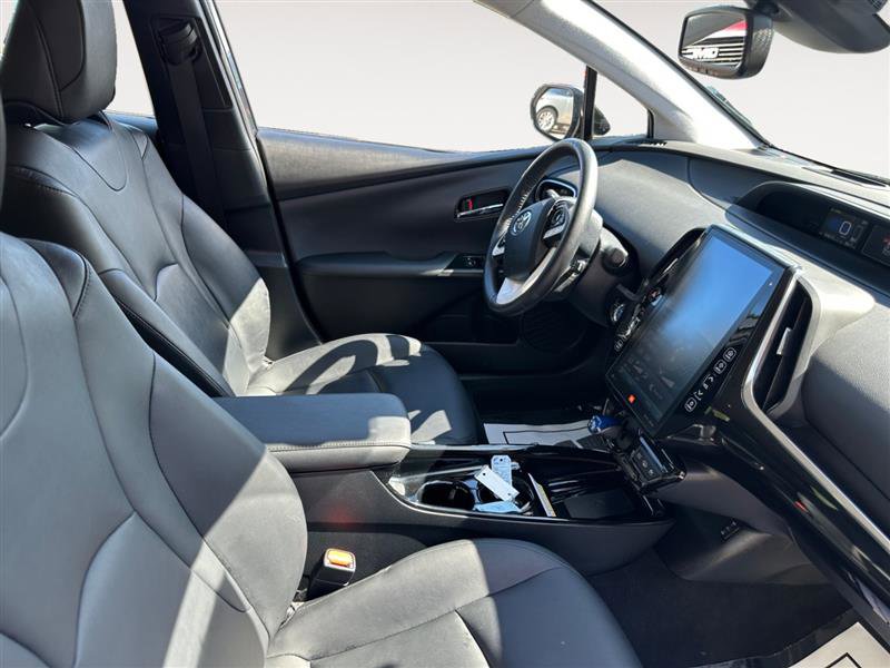 Vehicle image 15 of 15