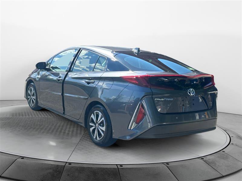 Vehicle image 7 of 15