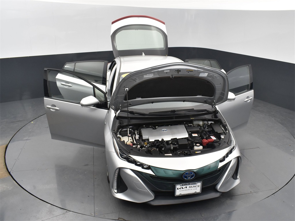 Vehicle image 49 of 50