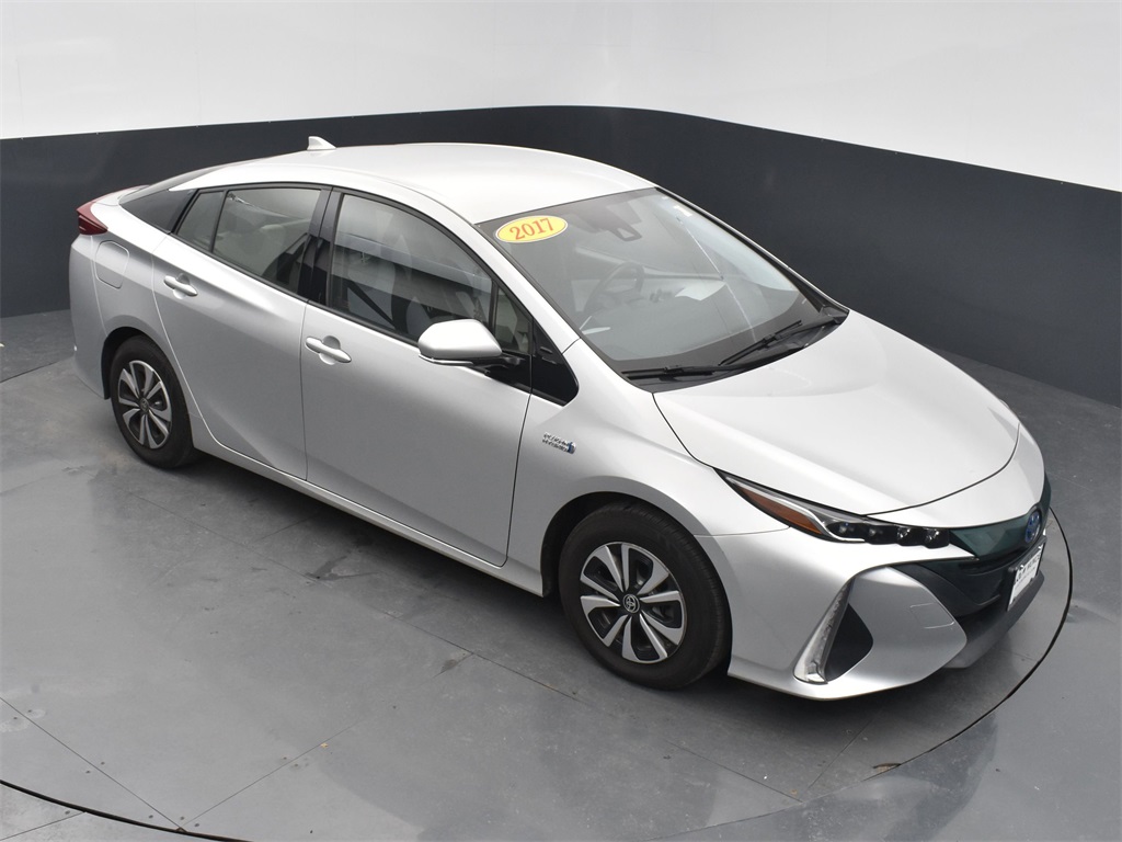 Vehicle image 8 of 50
