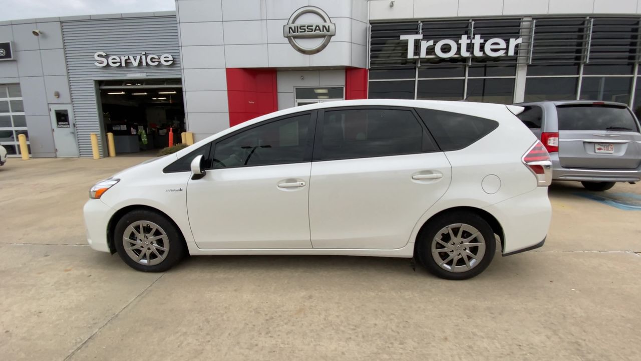 Vehicle image 9 of 25