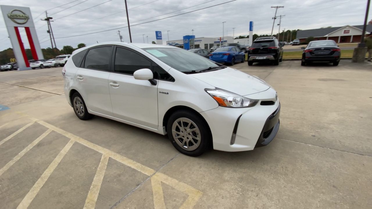 Vehicle image 4 of 25