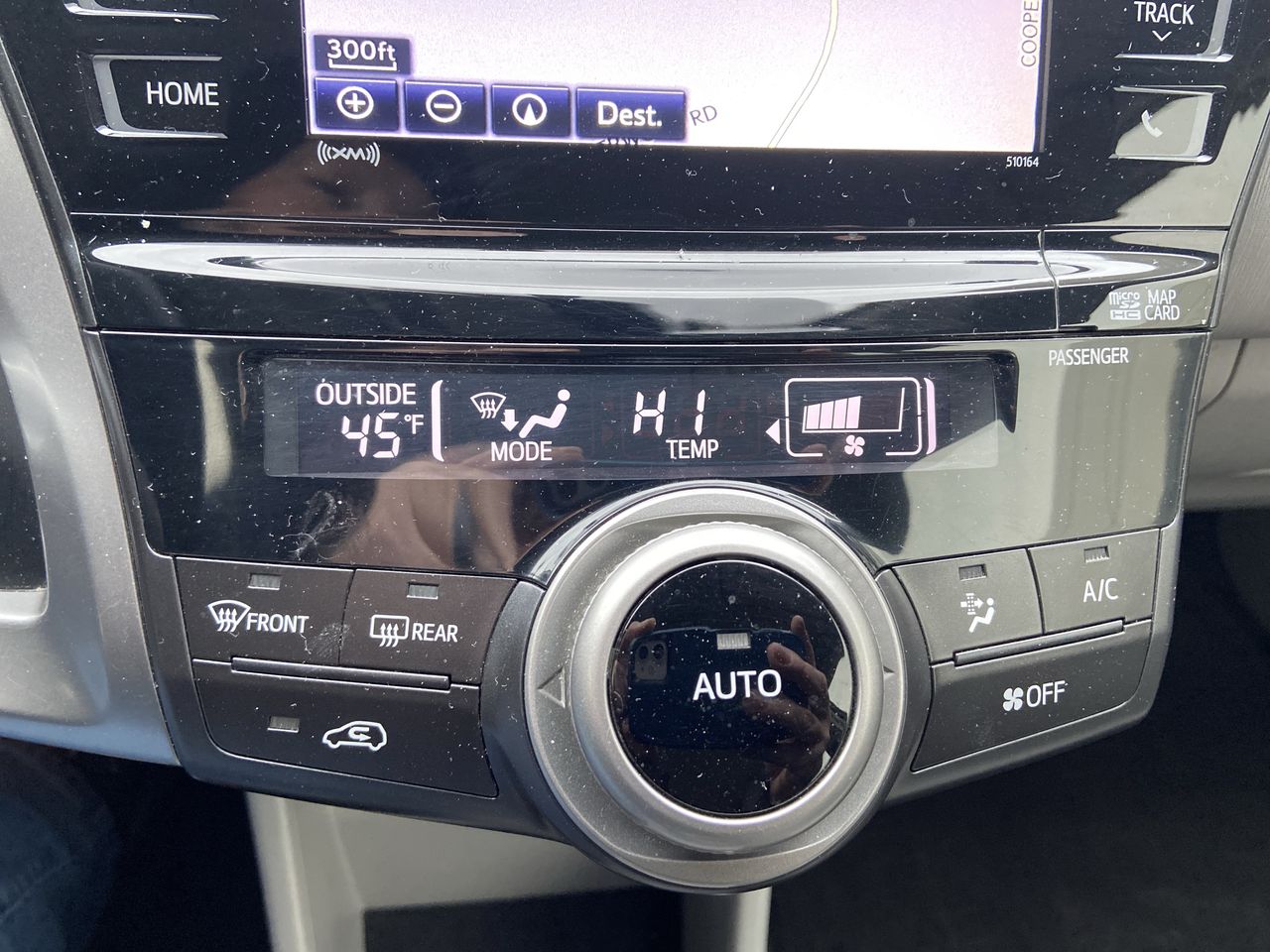 Vehicle image 20 of 25