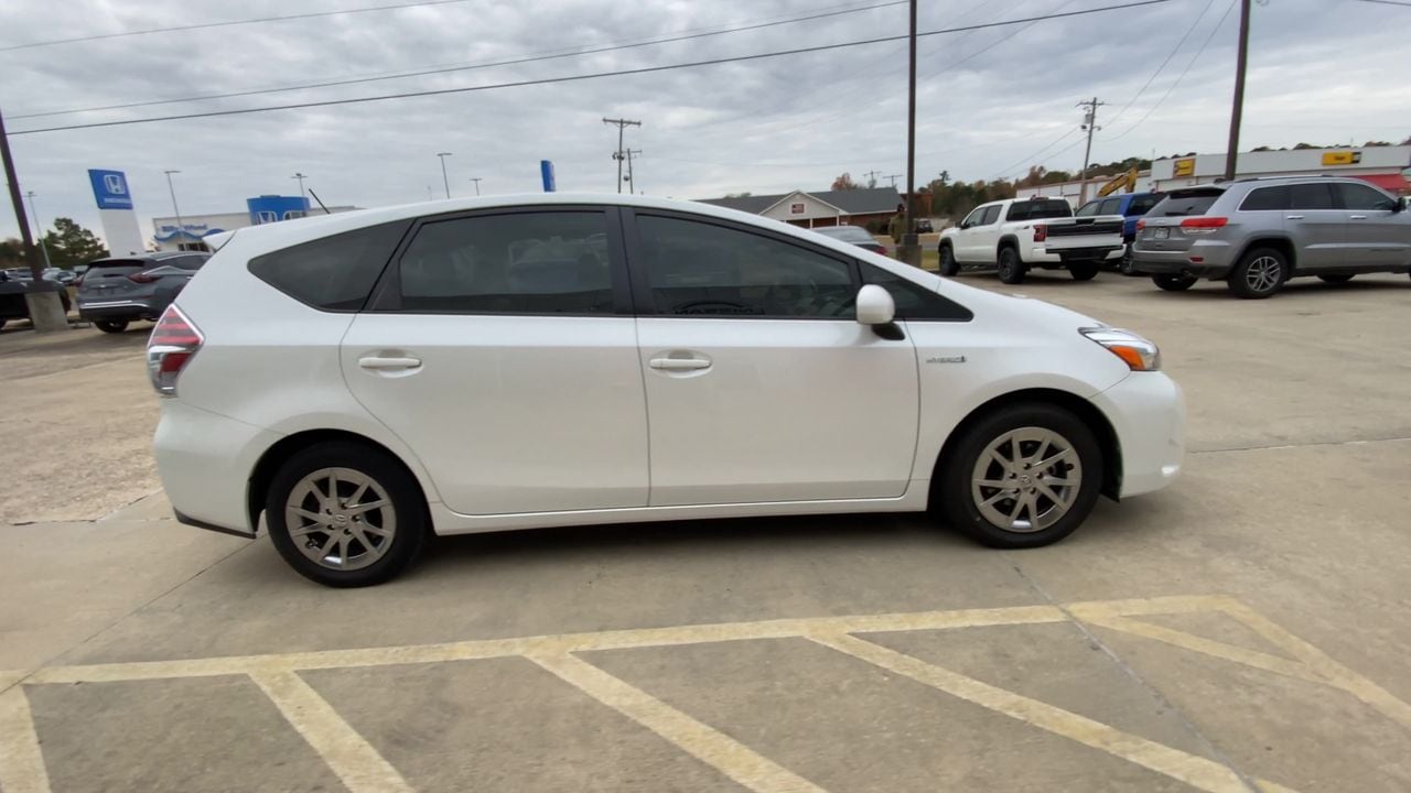 Vehicle image 5 of 25