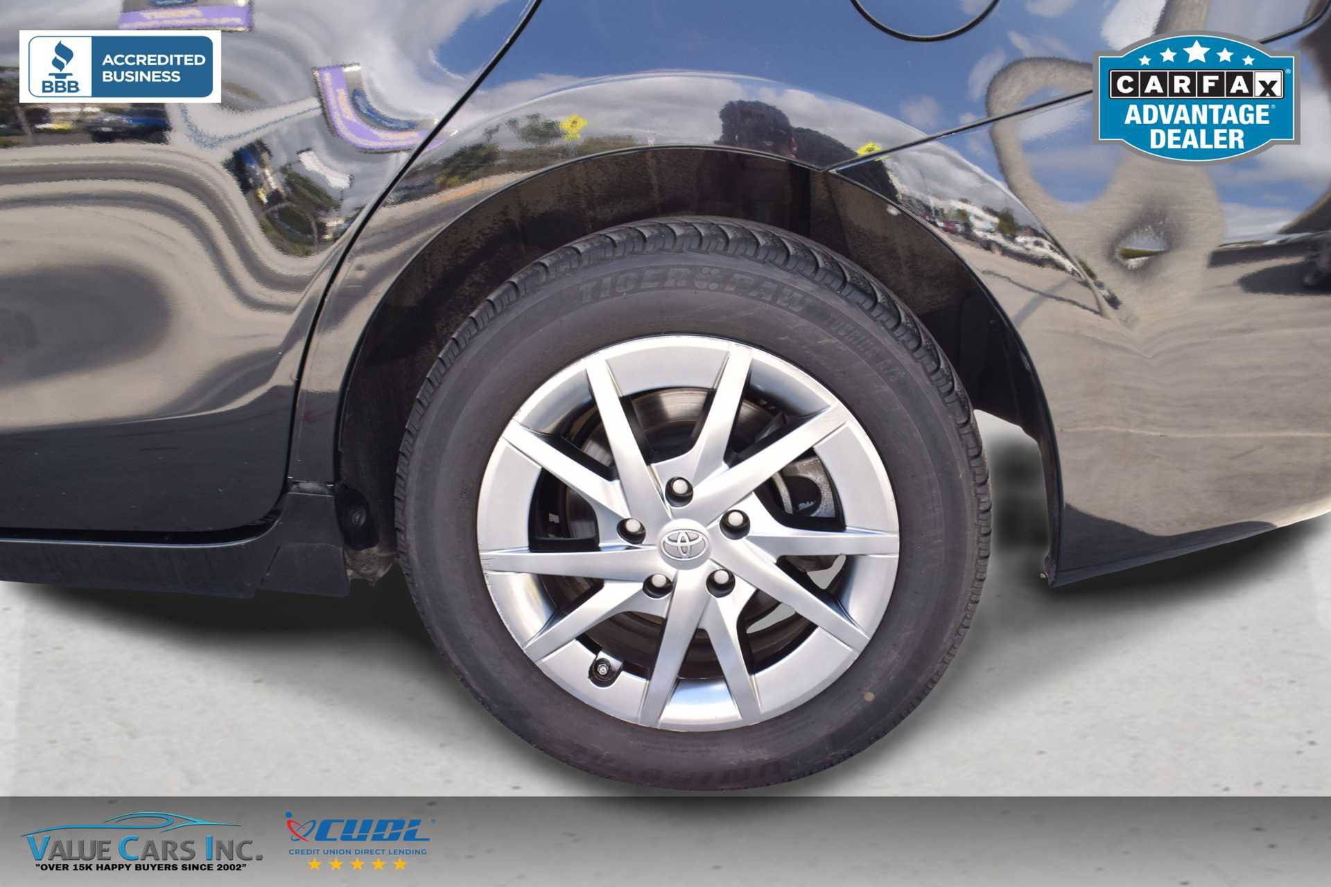 Vehicle image 20 of 22
