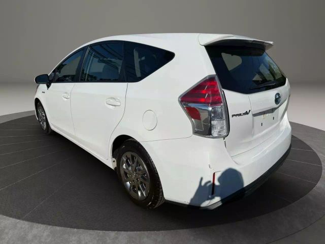 Vehicle image 7 of 34
