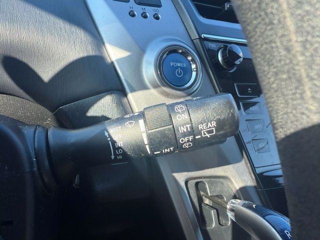 Vehicle image 17 of 34