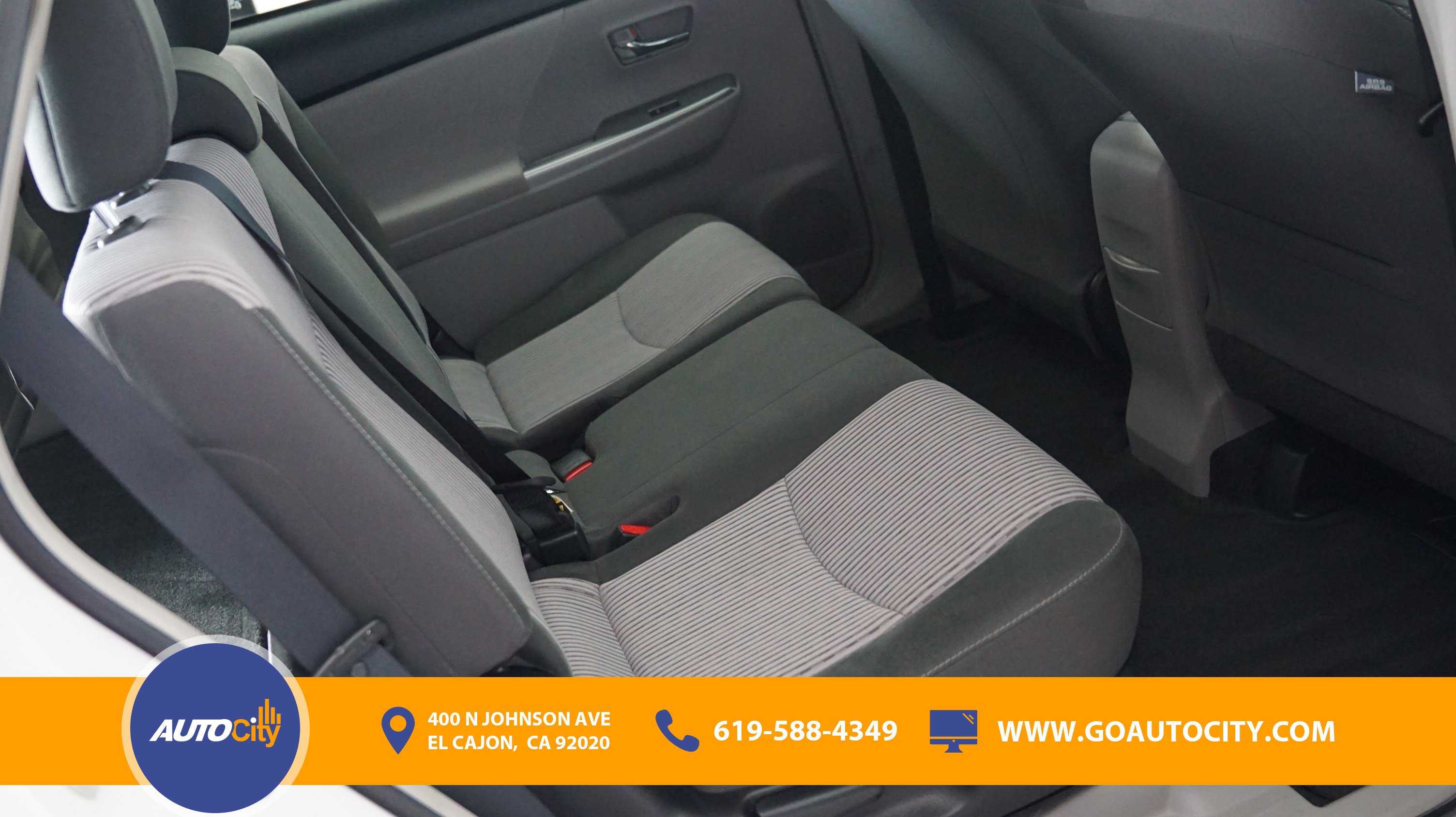Vehicle image 13 of 23