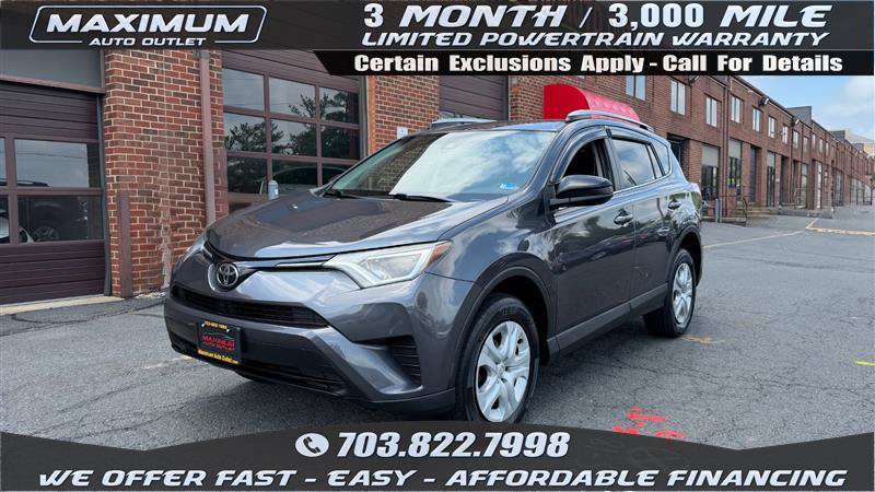 2017 Toyota RAV4 LE Image 1 of 36