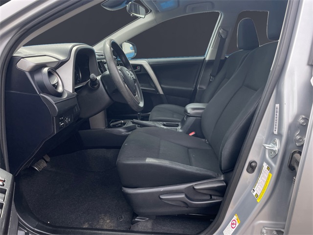 Vehicle image 11 of 15