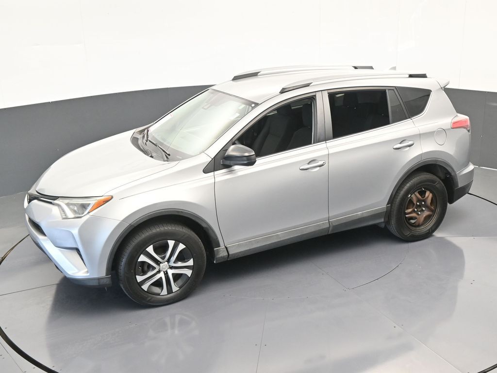 Vehicle image 15 of 61