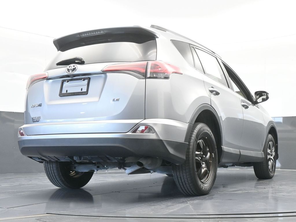 Vehicle image 24 of 61