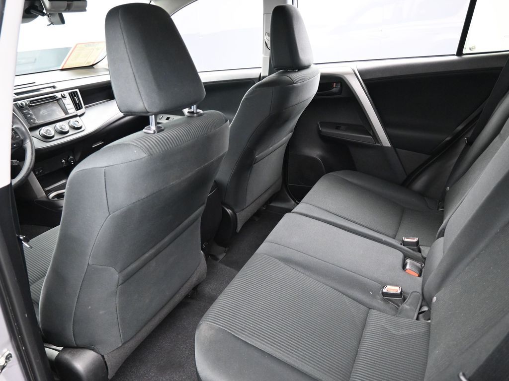 Vehicle image 47 of 61