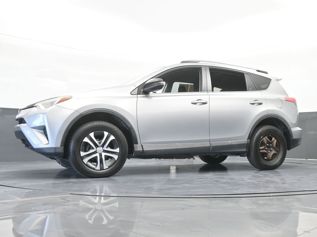 Vehicle image 22 of 61