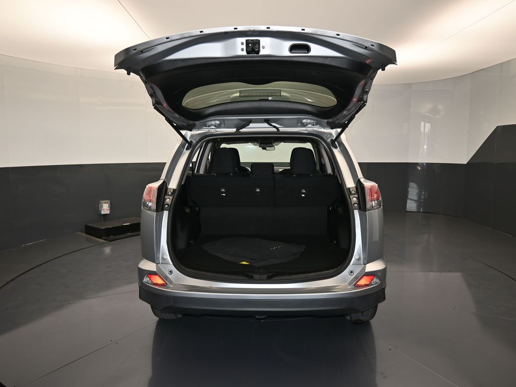 Vehicle image 52 of 61