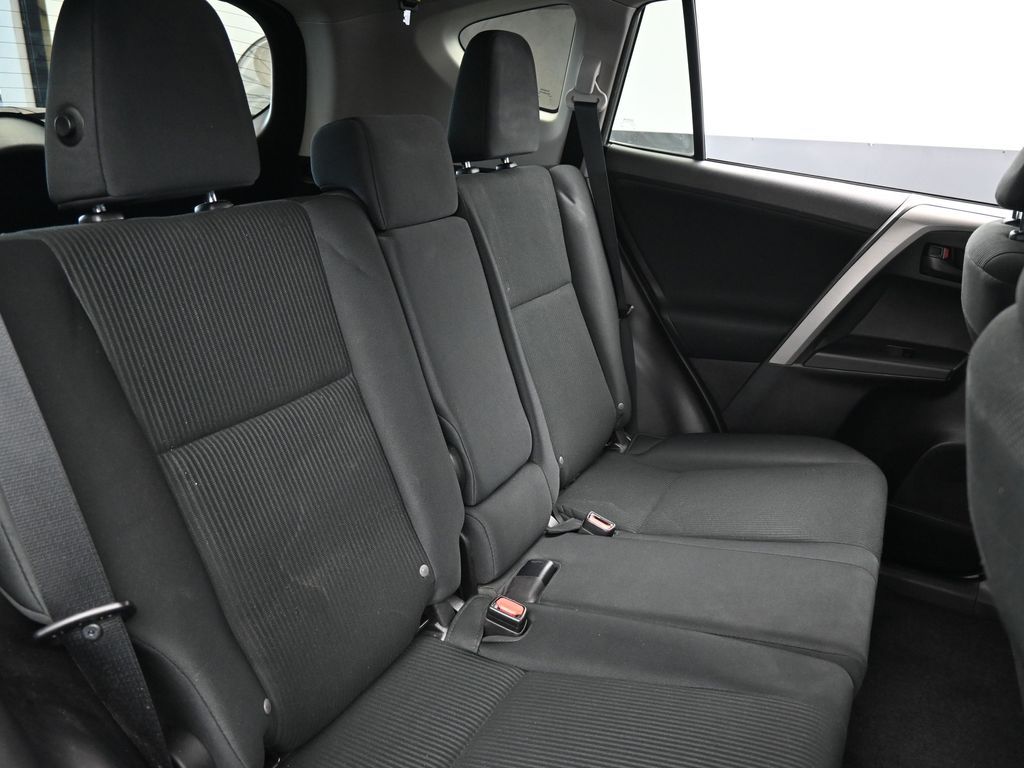 Vehicle image 56 of 61