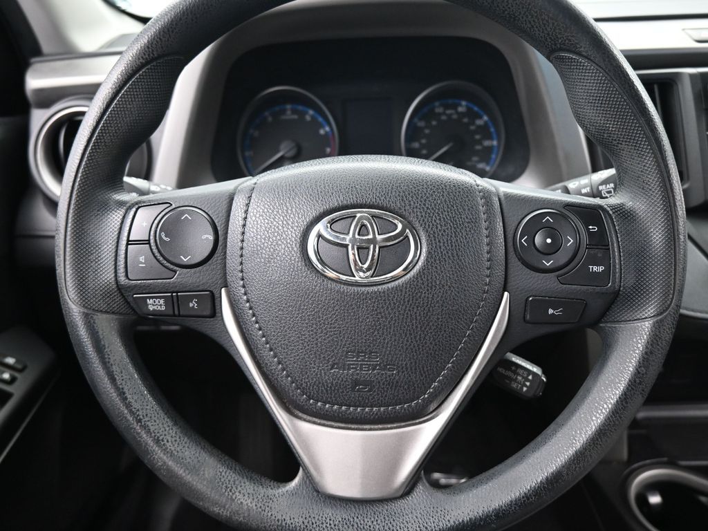 Vehicle image 44 of 61