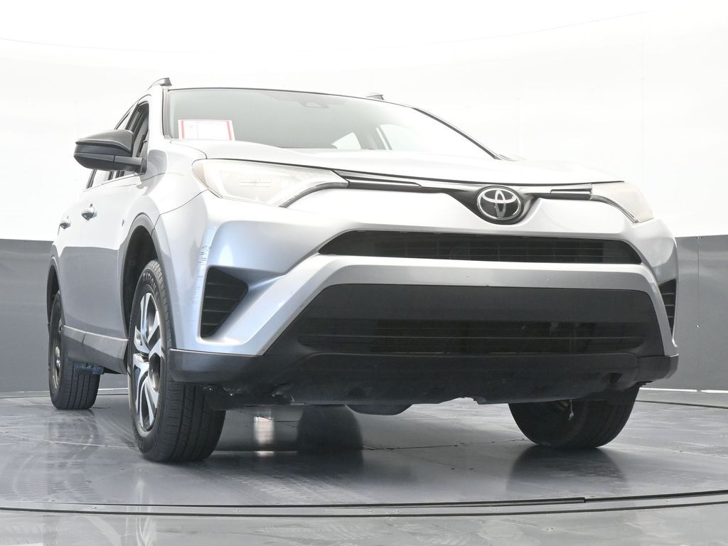 Vehicle image 27 of 61