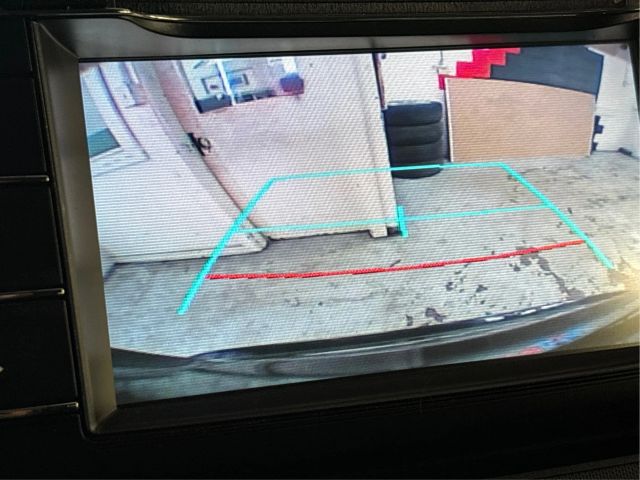 Vehicle image 40 of 43