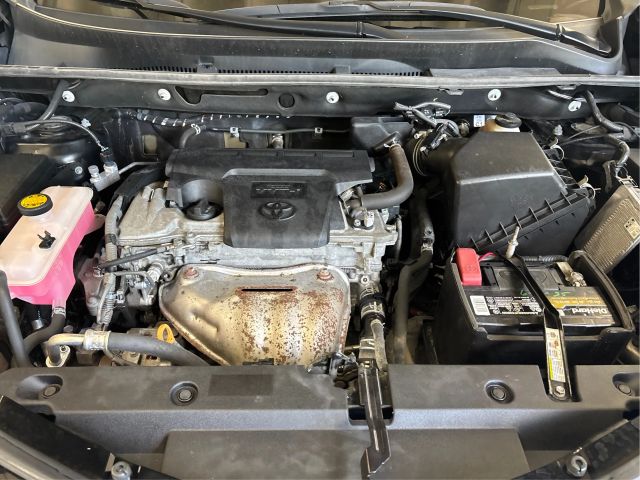 Vehicle image 11 of 43