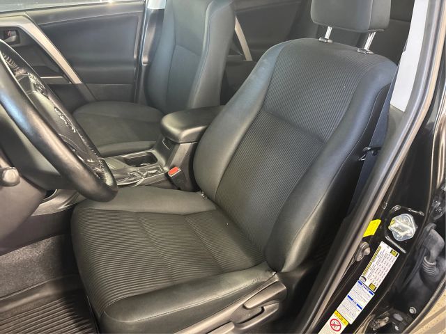 Vehicle image 16 of 43