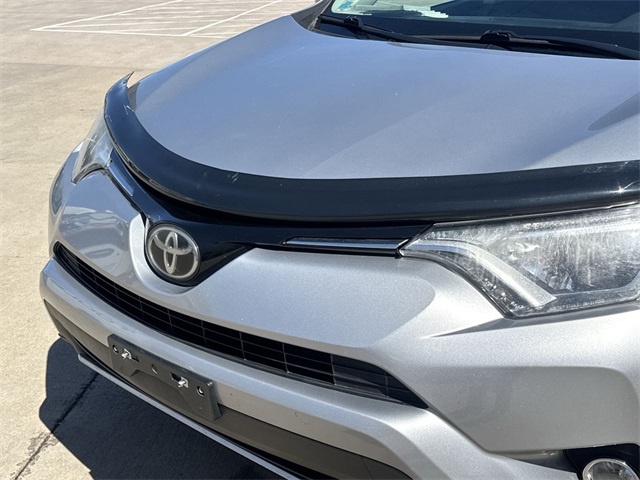 Vehicle image 25 of 25