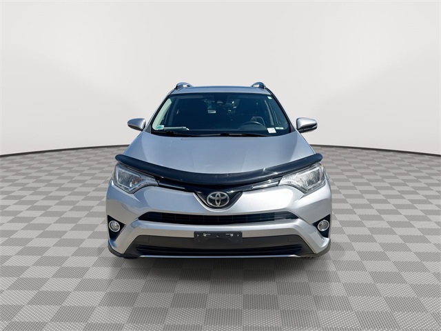 Vehicle image 3 of 25