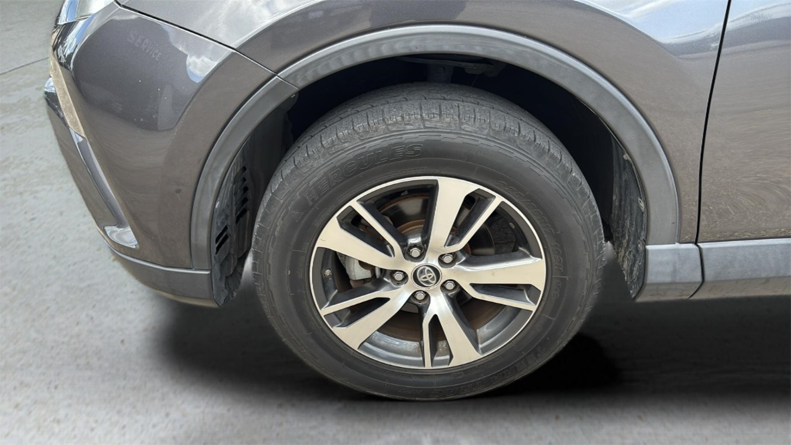 Vehicle image 19 of 22
