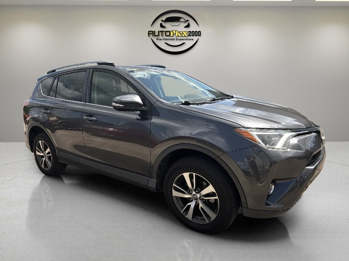 Vehicle image 2 of 22