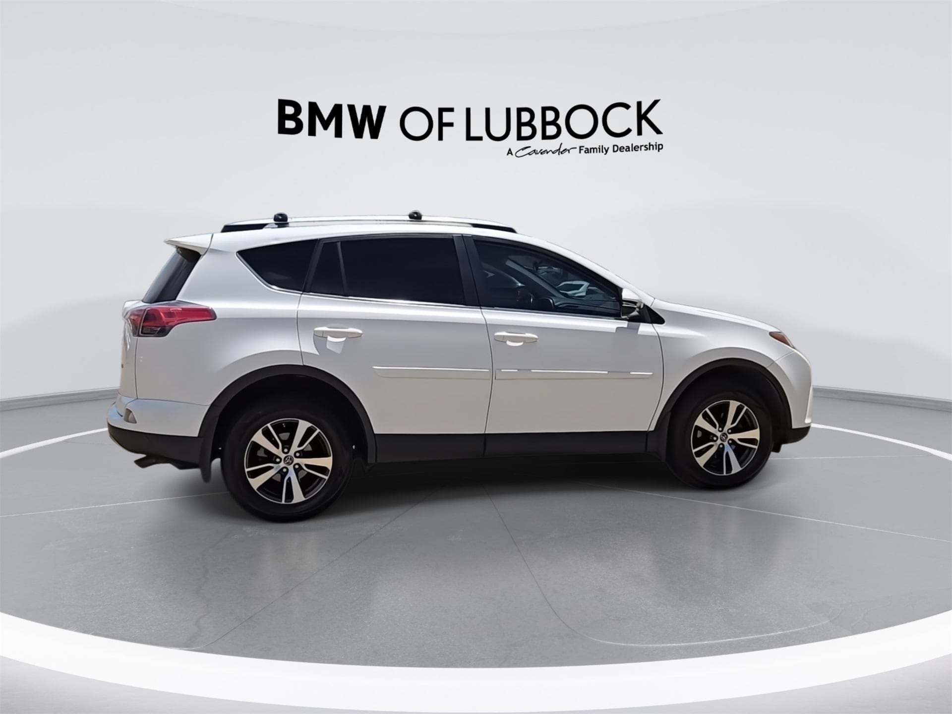 Vehicle image 7 of 22