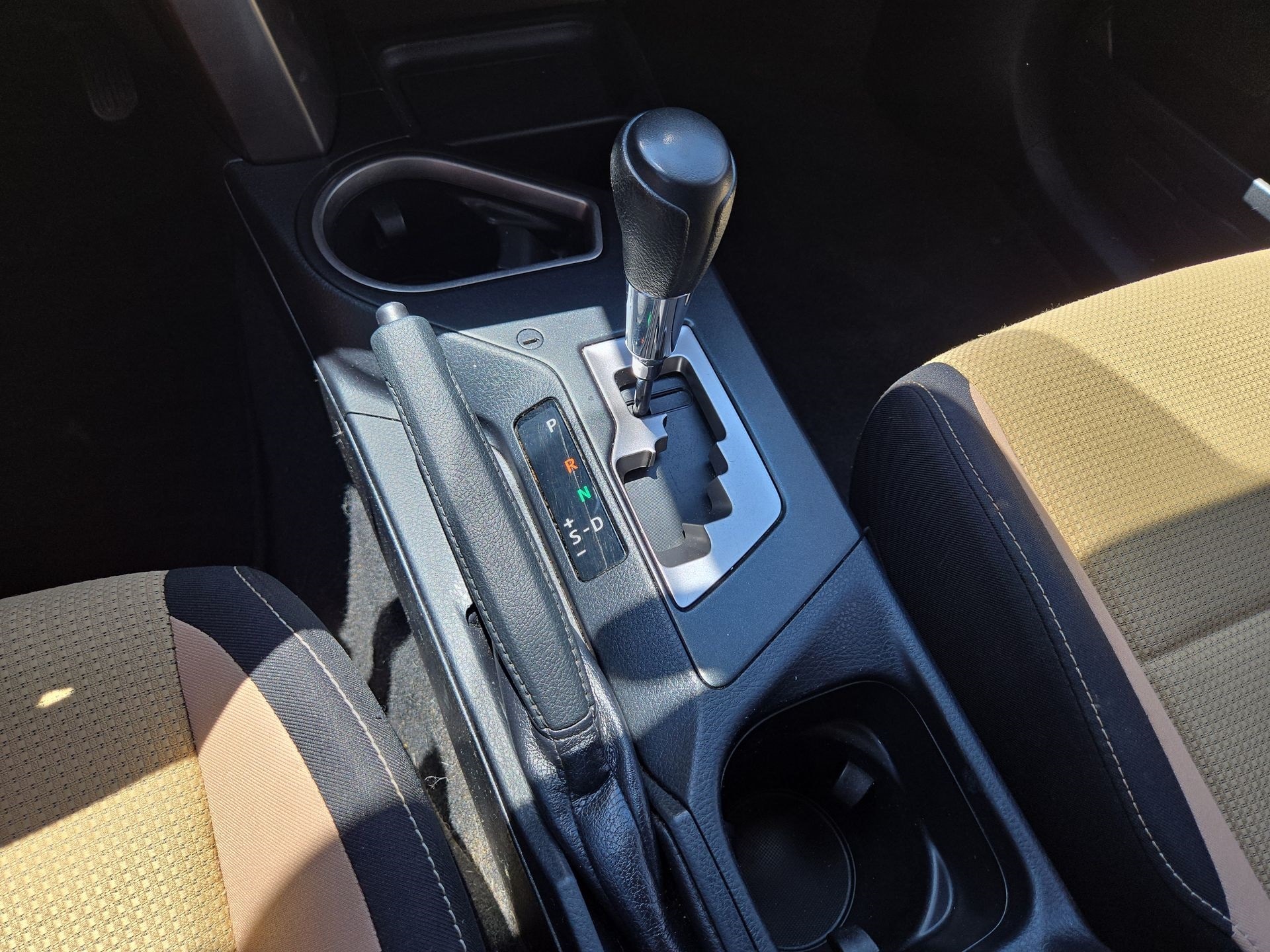 Vehicle image 20 of 22