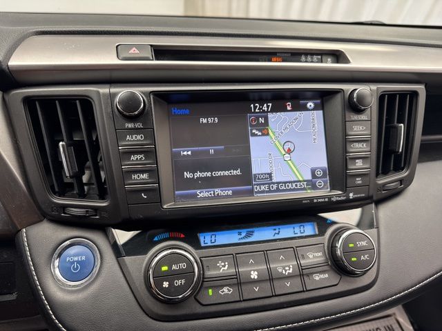 Vehicle image 22 of 30