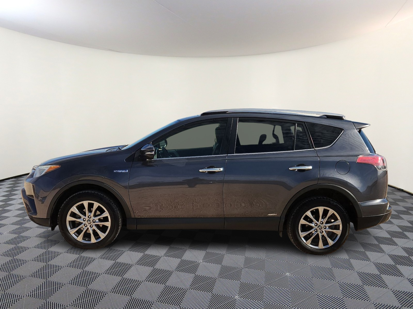 Vehicle image 6 of 20