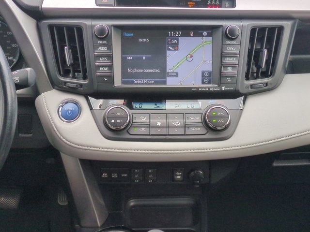 Vehicle image 14 of 24