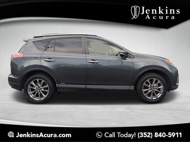 Vehicle image 2 of 24