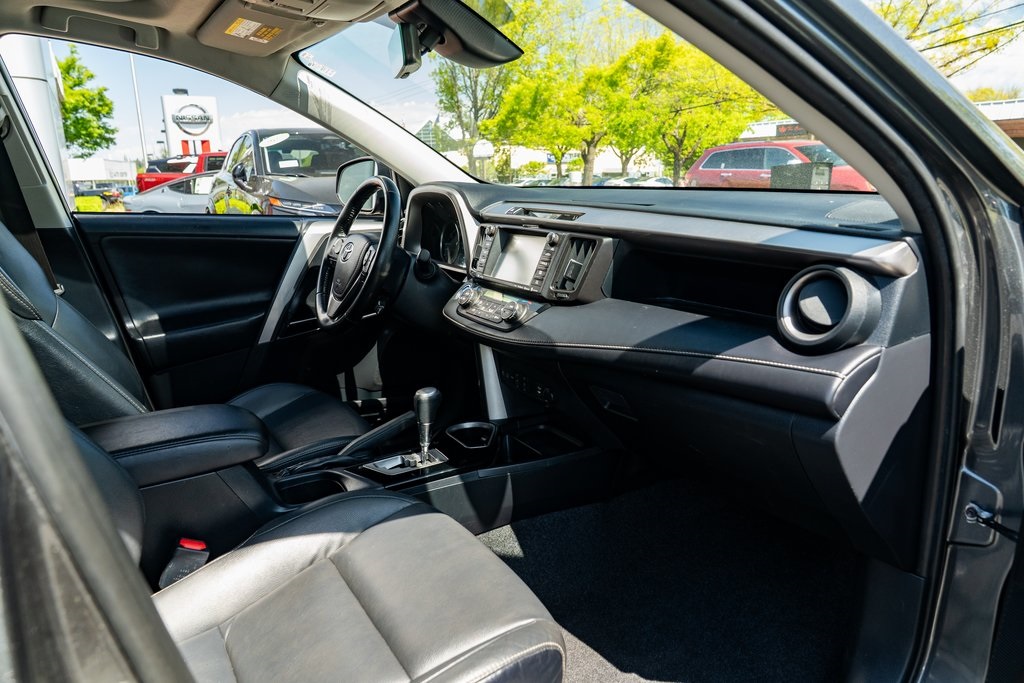 Vehicle image 25 of 25
