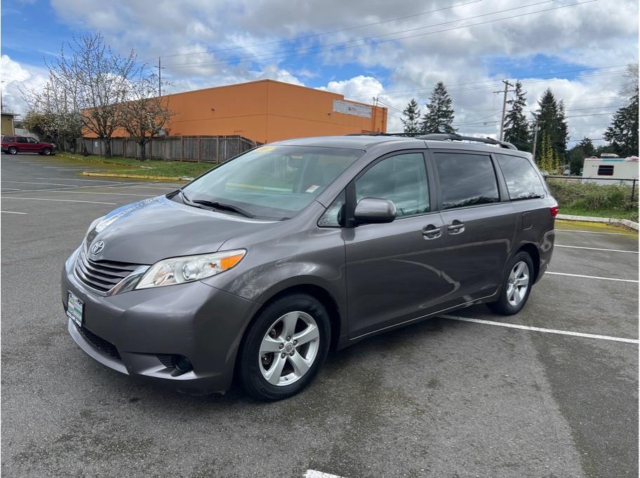 Vehicle image 1 of 29