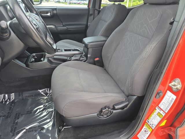 Vehicle image 15 of 31