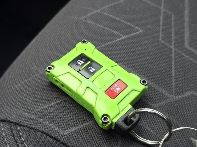 Vehicle image 26 of 31