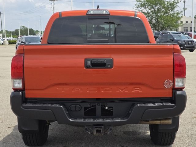 Vehicle image 8 of 31