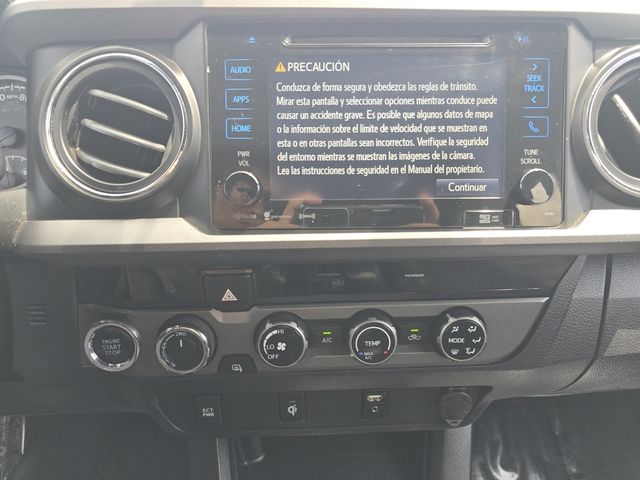 Vehicle image 21 of 31