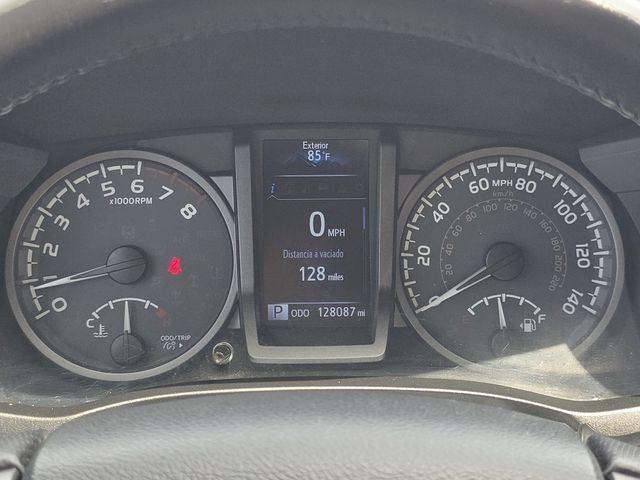 Vehicle image 18 of 31