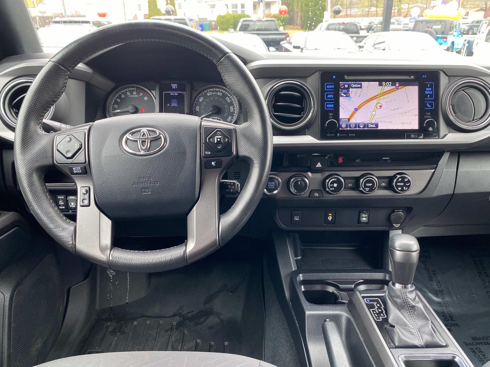 Vehicle image 10 of 27