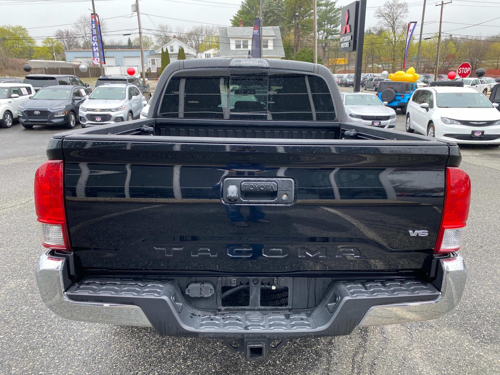 Vehicle image 5 of 27