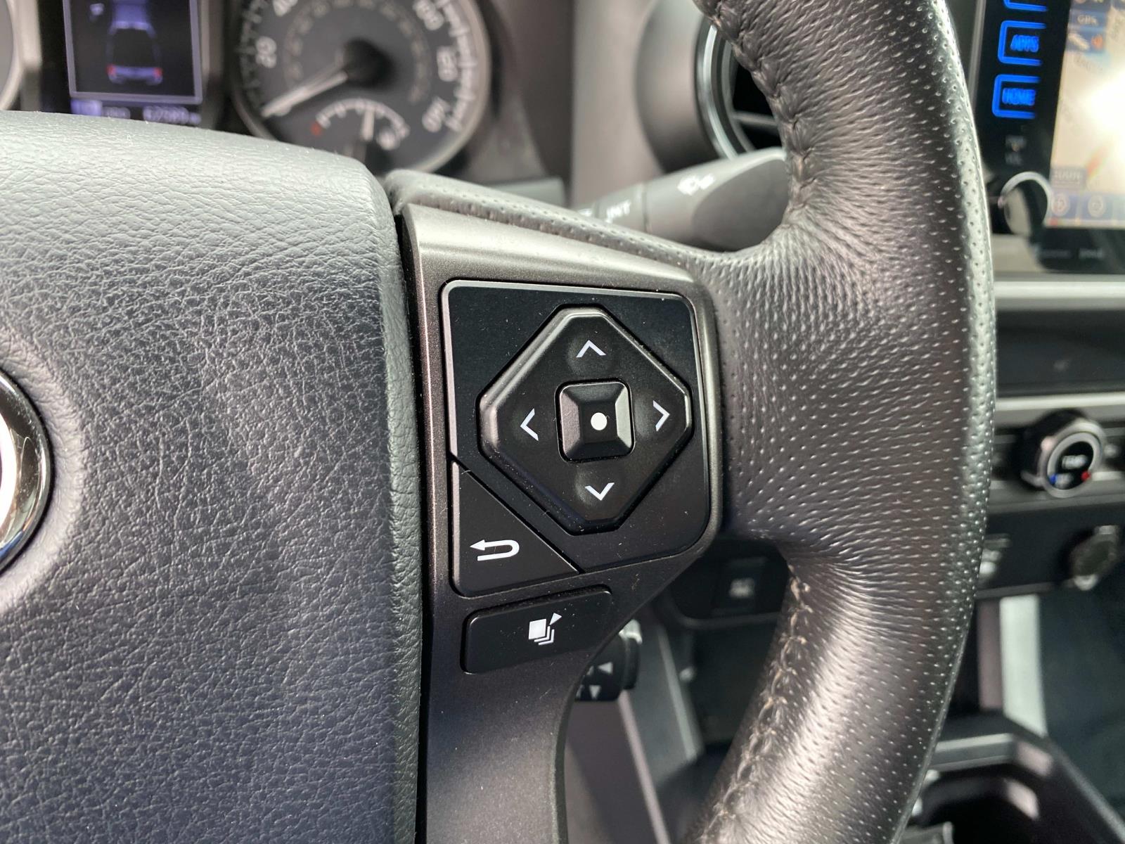 Vehicle image 16 of 27