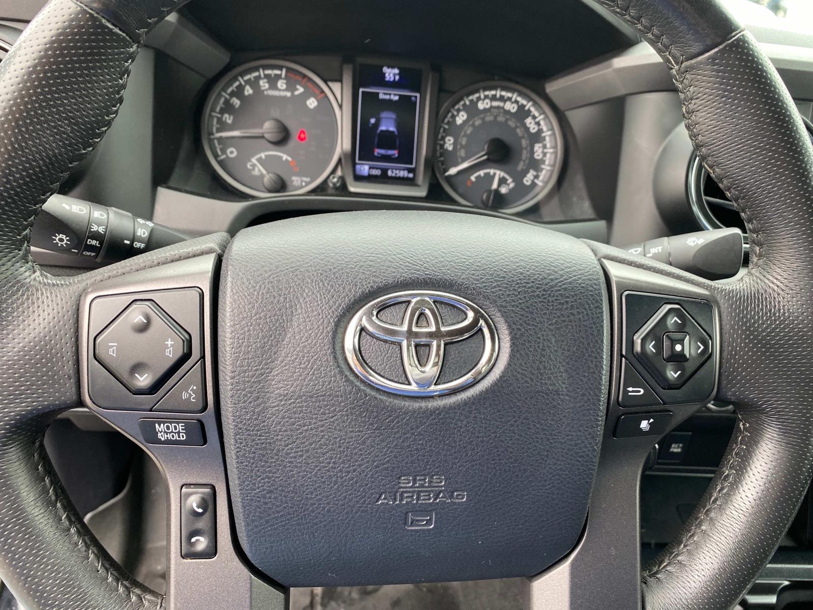 Vehicle image 15 of 27